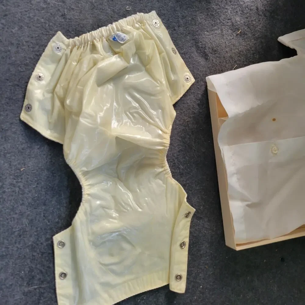 Vintage 1970s‎ Infant Boy's  Two-Piece Diaper Cover Shorts Handi Pandy Box🧷